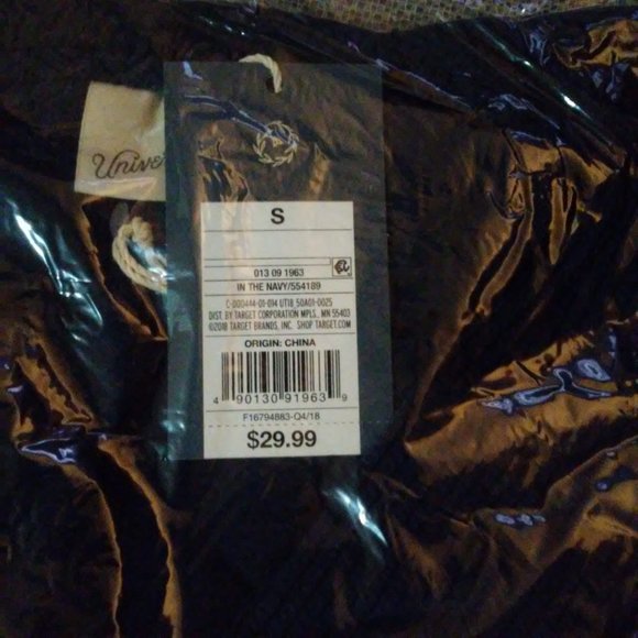 Women's Sleeveless V-Neck Wide Leg Jumpsuit - Picture 3 of 3